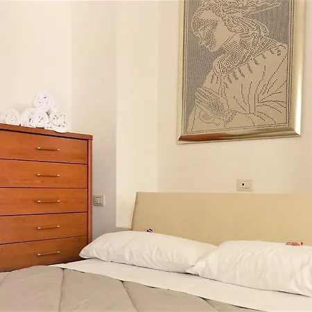 With One Bedroom In With Wonderful Mountain View Enclosed Garden And Wifi 28 Km From The Beach Jesi